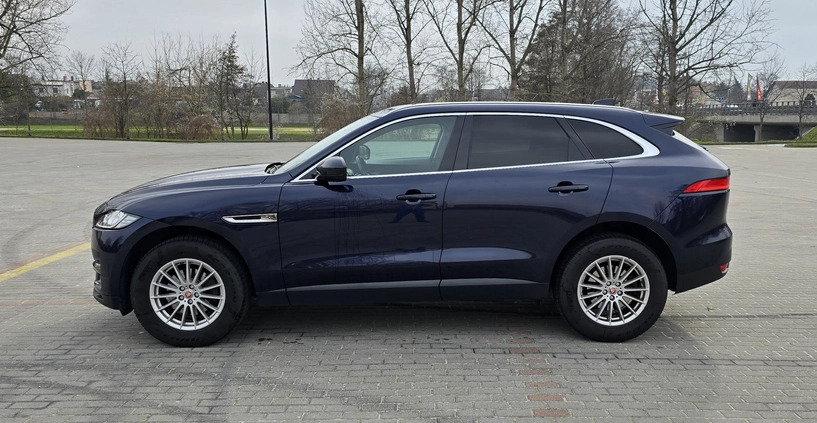 Jaguar F-Pace cena 109900 przebieg: 154000, rok produkcji 2016 z Hel małe 106